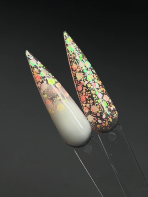 RN RUSSIAN NAILS HEXAGON FLAKES, 5g (tono 05)
