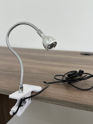 Mini lámpara UV/LED para uñas con pinza (color plateado)